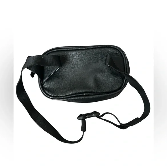 Adidas Faux Leather Belted Bag with adjustable belt and gold accents NWOT - Picture 3 of 9